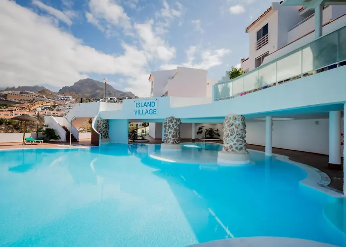 3 Island Village With Wi Fi And Pool Апартаменти Адехе